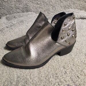Musse & Cloud Ankle Boots Metallic Pewter Studded Leather Womens 6 Excellent